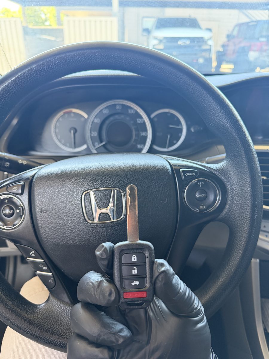 Honda Accord key cut and programmed on site